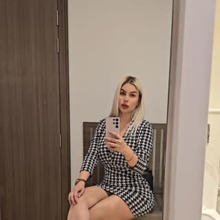 Melissa, 25 — 2