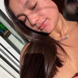 Anna, 18 — 3