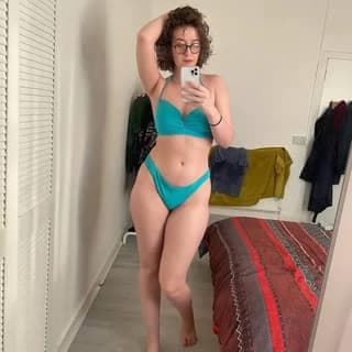 Jennifer, 23 — 4