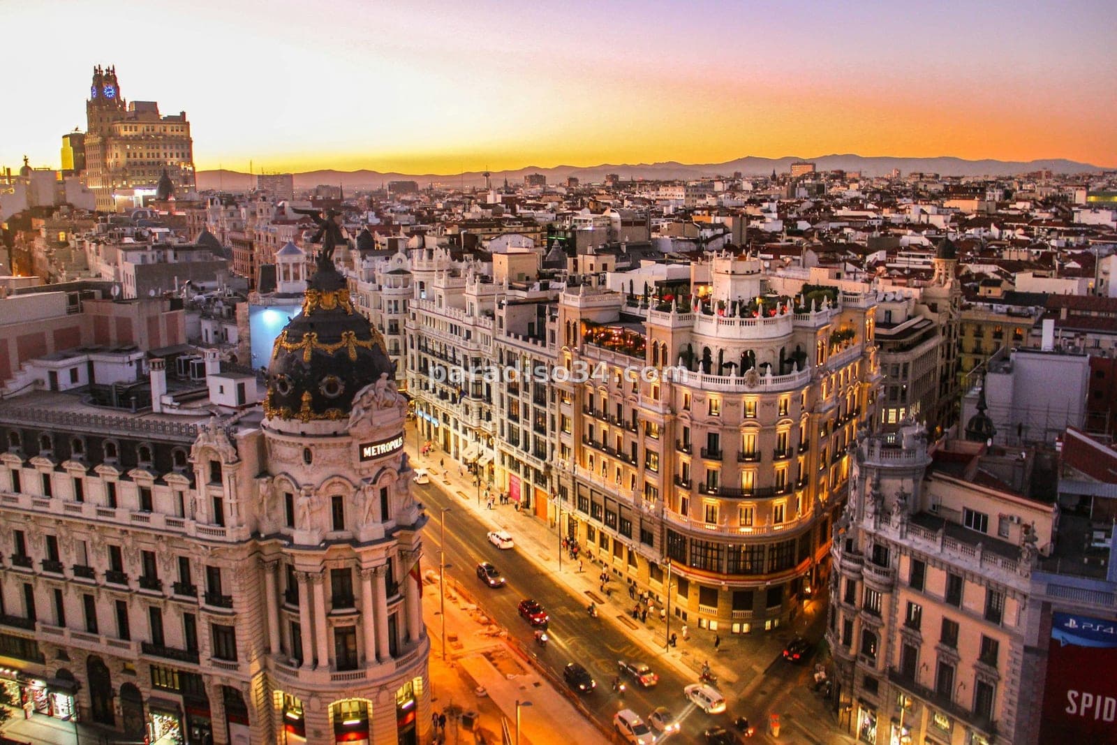 Dating app safety: a practical guide to meeting people online in Spain